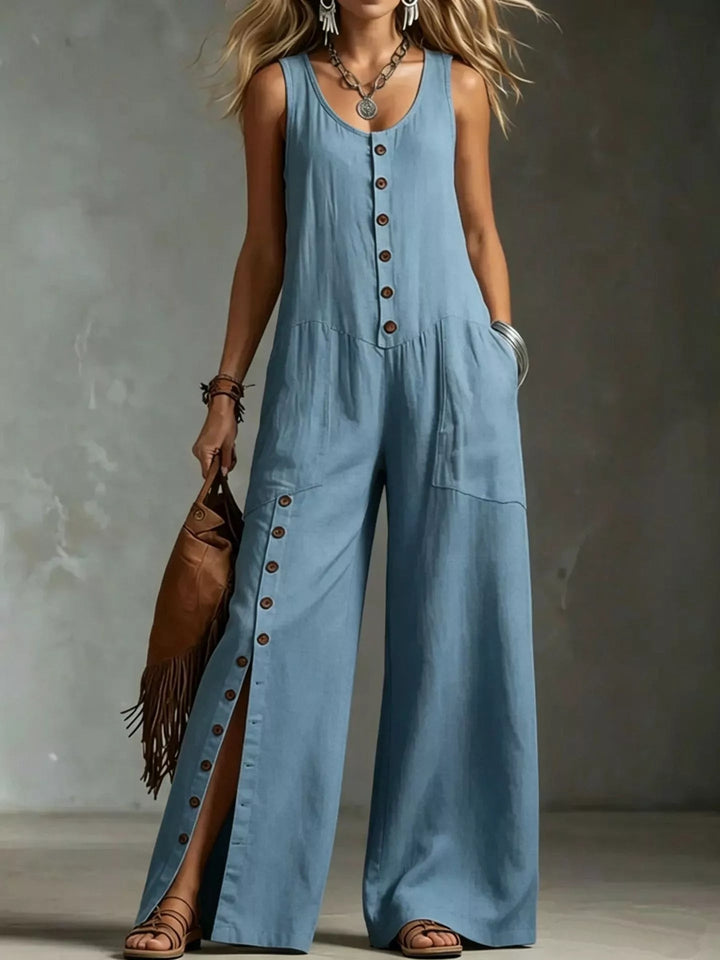 Ærmeløs jumpsuit med vide ben og knapper foran — Plus Size