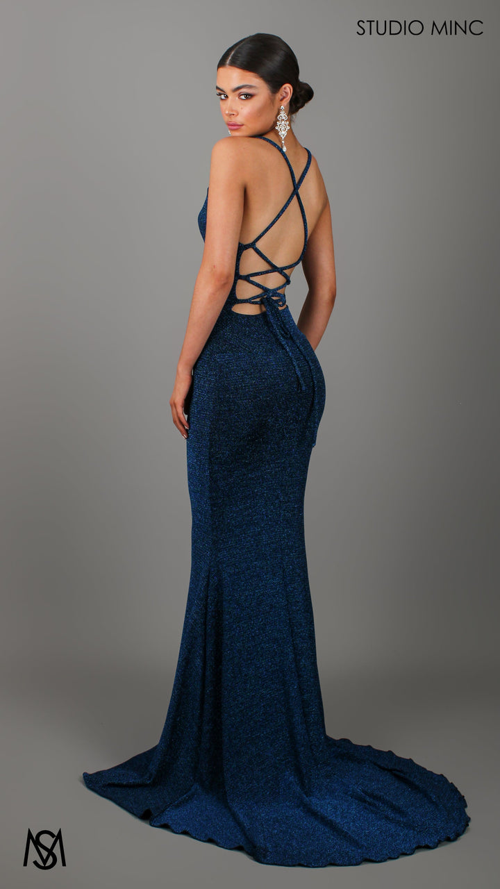 AURA - Marineblå, glitrende figur, flatterende formel kjole med cowl-udskæring