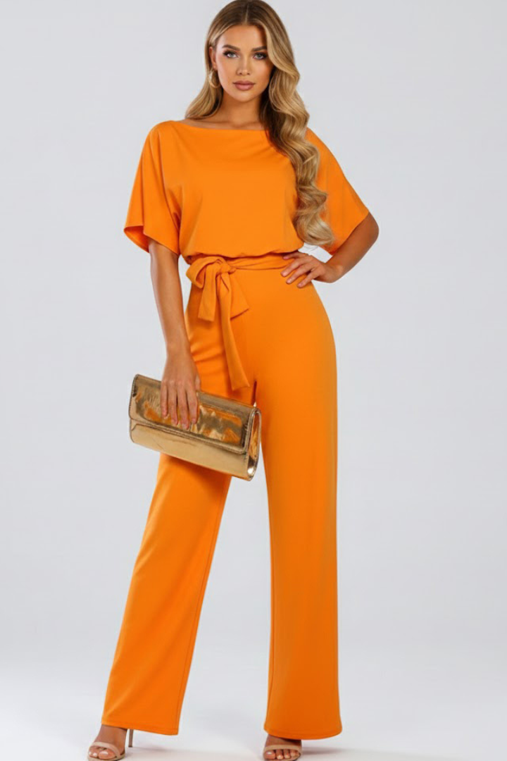 Damejumpsuit med bælte og vide ben