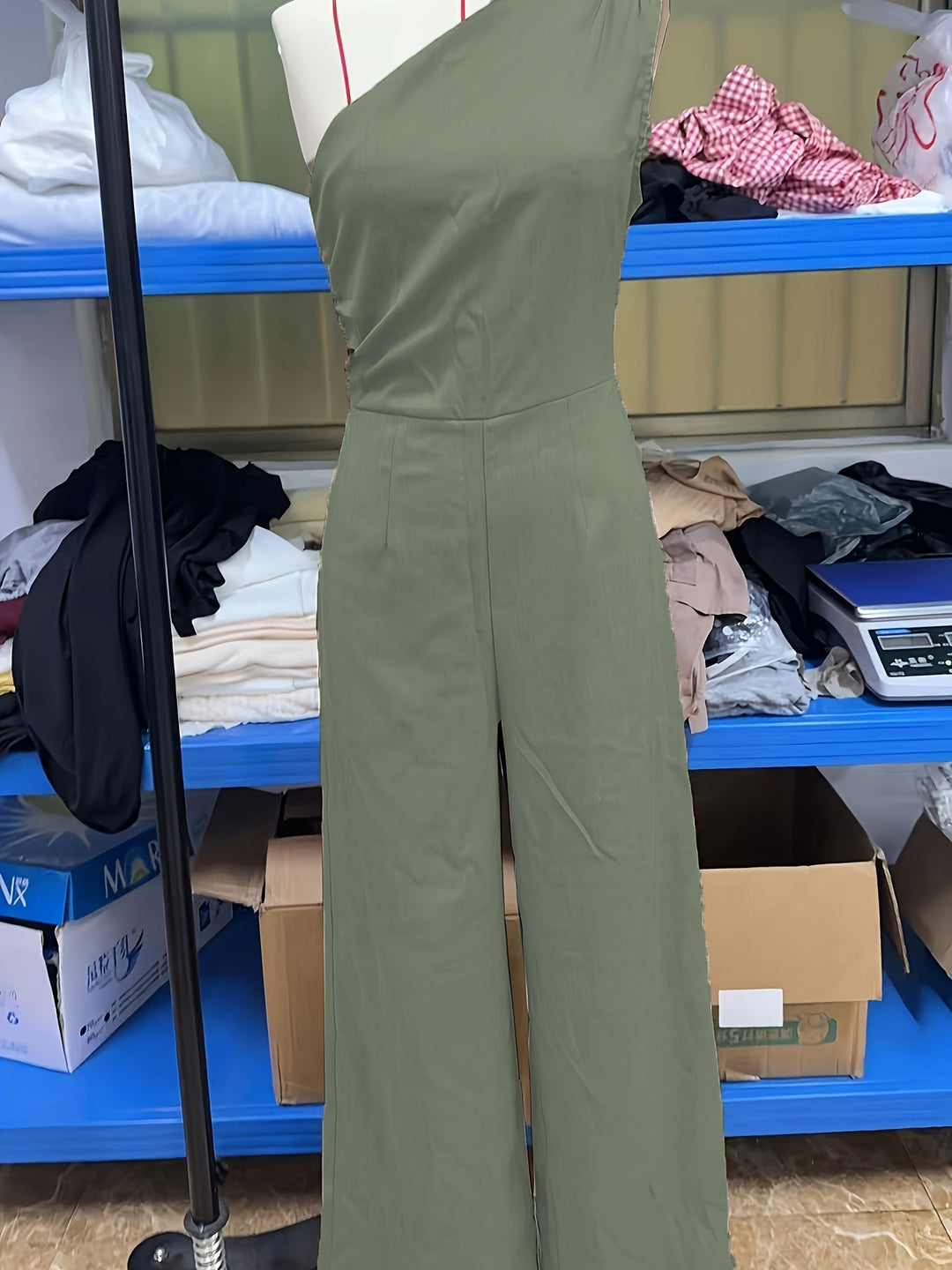 Retningsbaseret stil og Yodomi solid elegant off-shoulder damejumpsuit