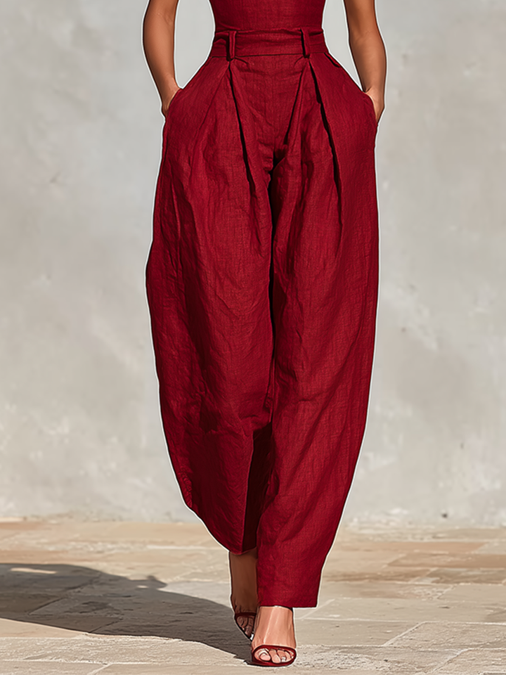 Rød hørjumpsuit med spaghettistropper og højtaljede plisserede bukser til kvinder, tidløs romantisk-elegant jumpsuit MDZ1915C8I